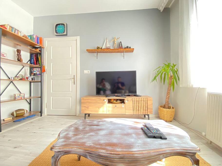 Historical Comfy Flat In Beyoglu Tophane, Galata اسطنبول المظهر الخارجي الصورة